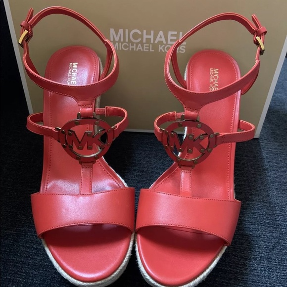 Michael kors ladies Kerry leather wedge size 10 - Picture 1 of 8